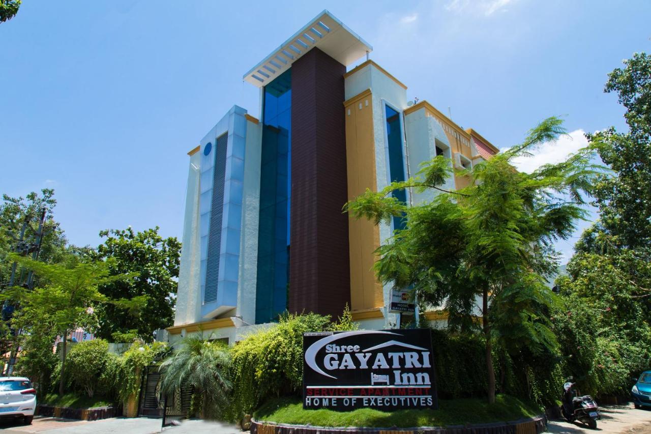 Hotel Shree Gayatri Inn Нагпур Екстериор снимка