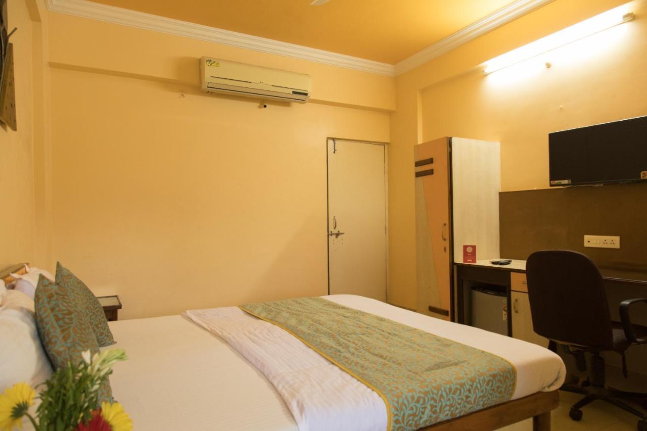 Hotel Shree Gayatri Inn Нагпур Екстериор снимка